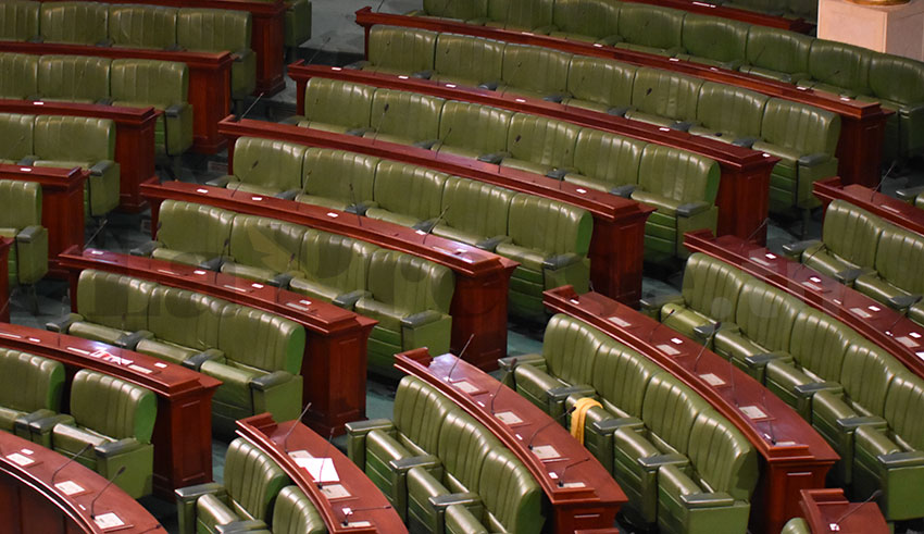 « Deux poids, deux mesures » dans l’application des dispositions du confinement obligatoire : Quand un député met en danger la vie de ses collègues