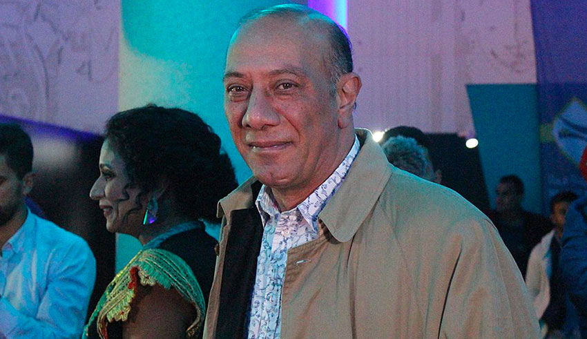 Théâtre | Jamel Madani traite du statut de l’artiste