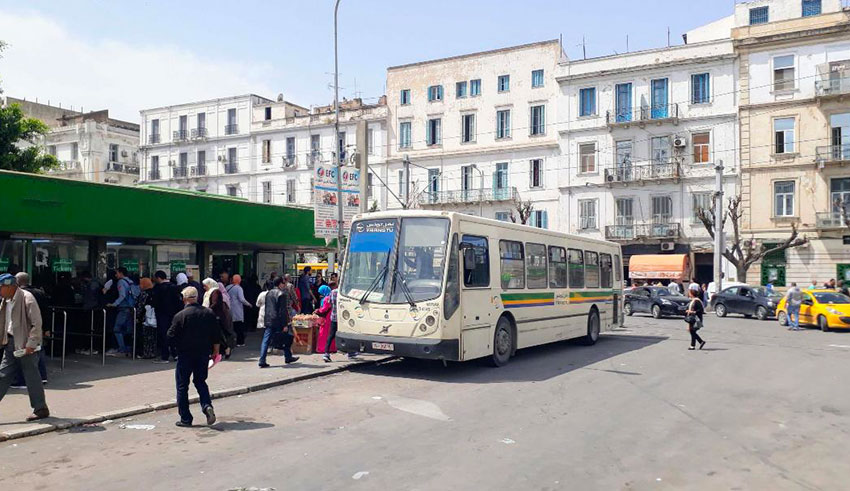 Transports en commun | Heures de pointe : Peut-on éviter la foule ?
