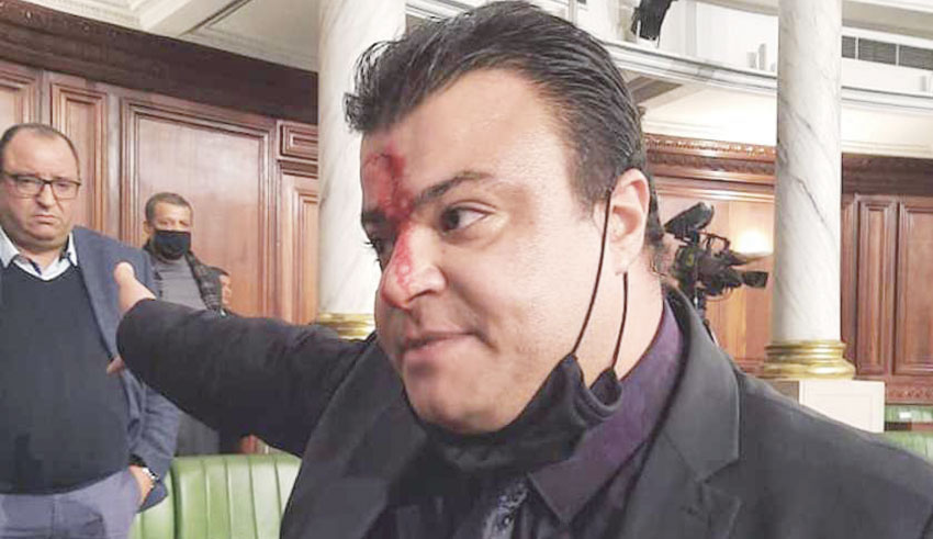 Tension inédite et violence inouïe au parlement : Les Tunisiens regrettent-ils leurs choix électoraux ?