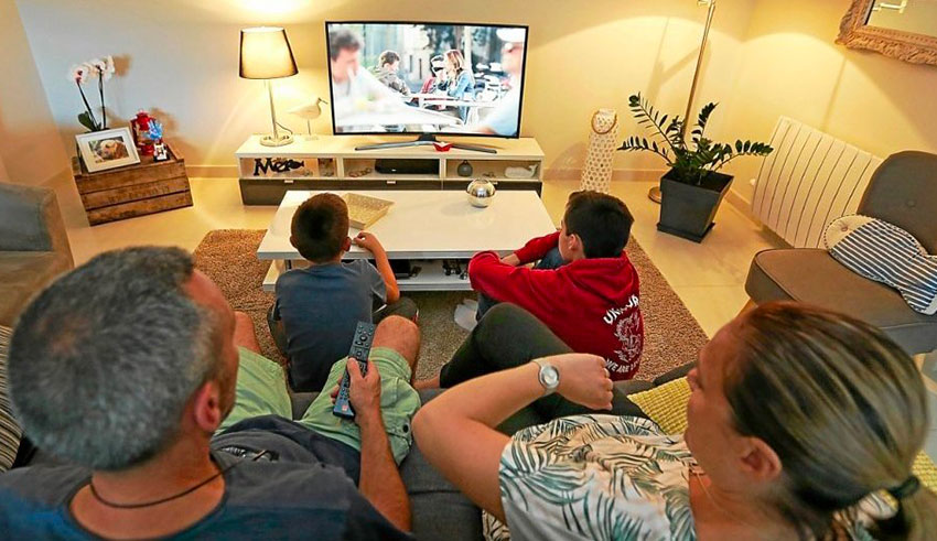 Soirées ramadanesques en mode coronavirus : Les Tunisiens entre le marteau et l’enclume