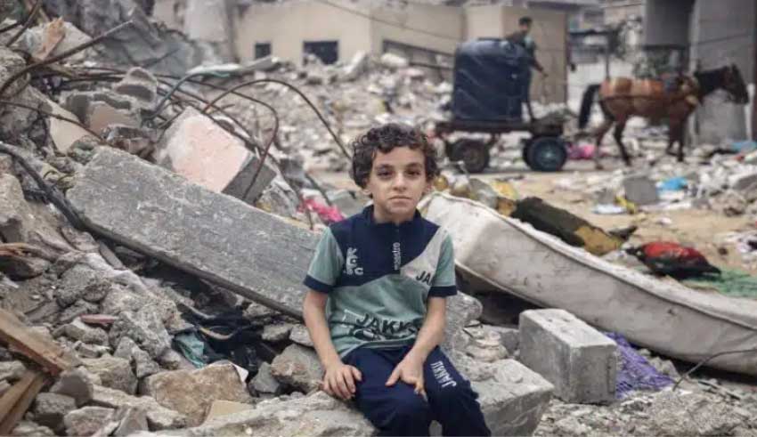 Bande de Gaza : des centaines de tentes de déplacés...