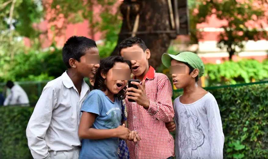Réseaux sociaux et prédateurs : Des cas de cyberharcèlement d’enfants mettent la Tunisie en émoi