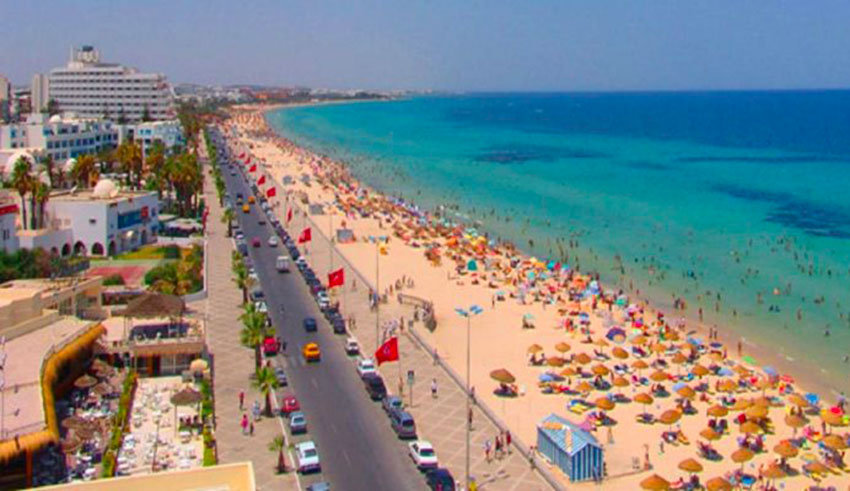 Tenue vestimentaire: Le ministère du tourisme interdit aux hôteliers d&rsquo;imposer des restrictions aux vacanciers