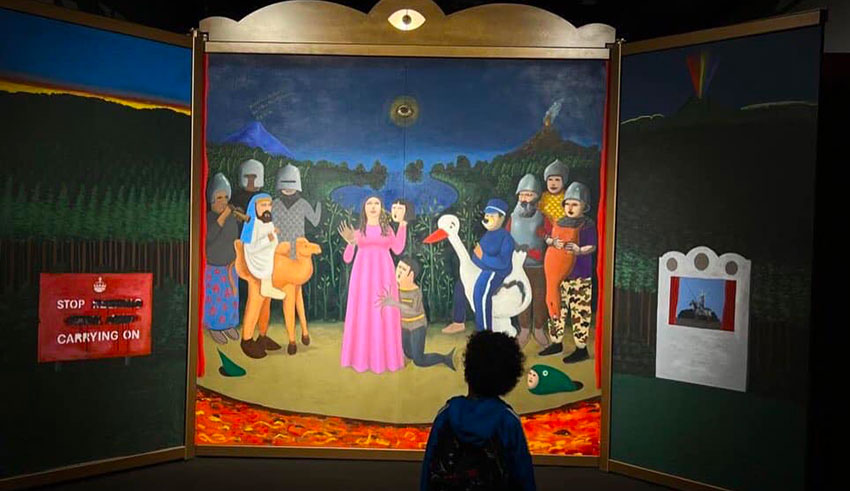 A la boîte : La naissance du monstre ou le théâtre immobile