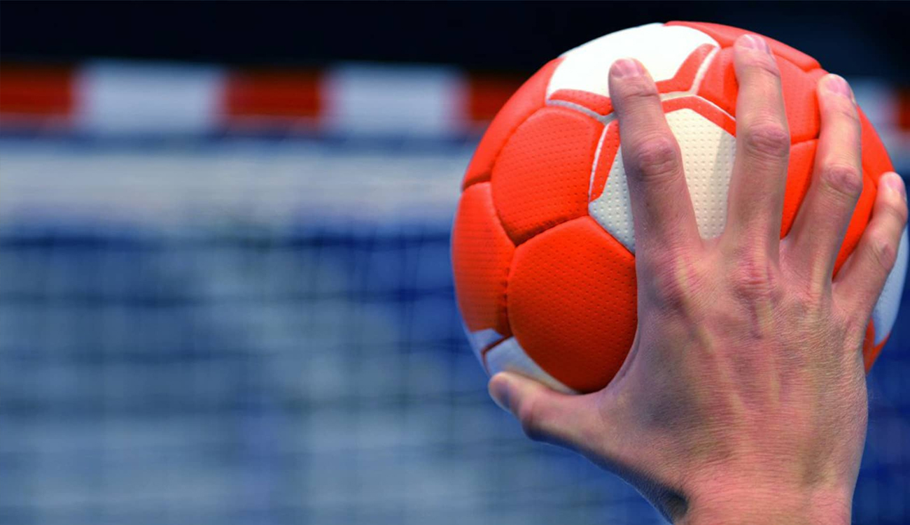 Handball : La Tunisie bat le Maroc et se qualifie pour la prochaine étape en Coupe arabe