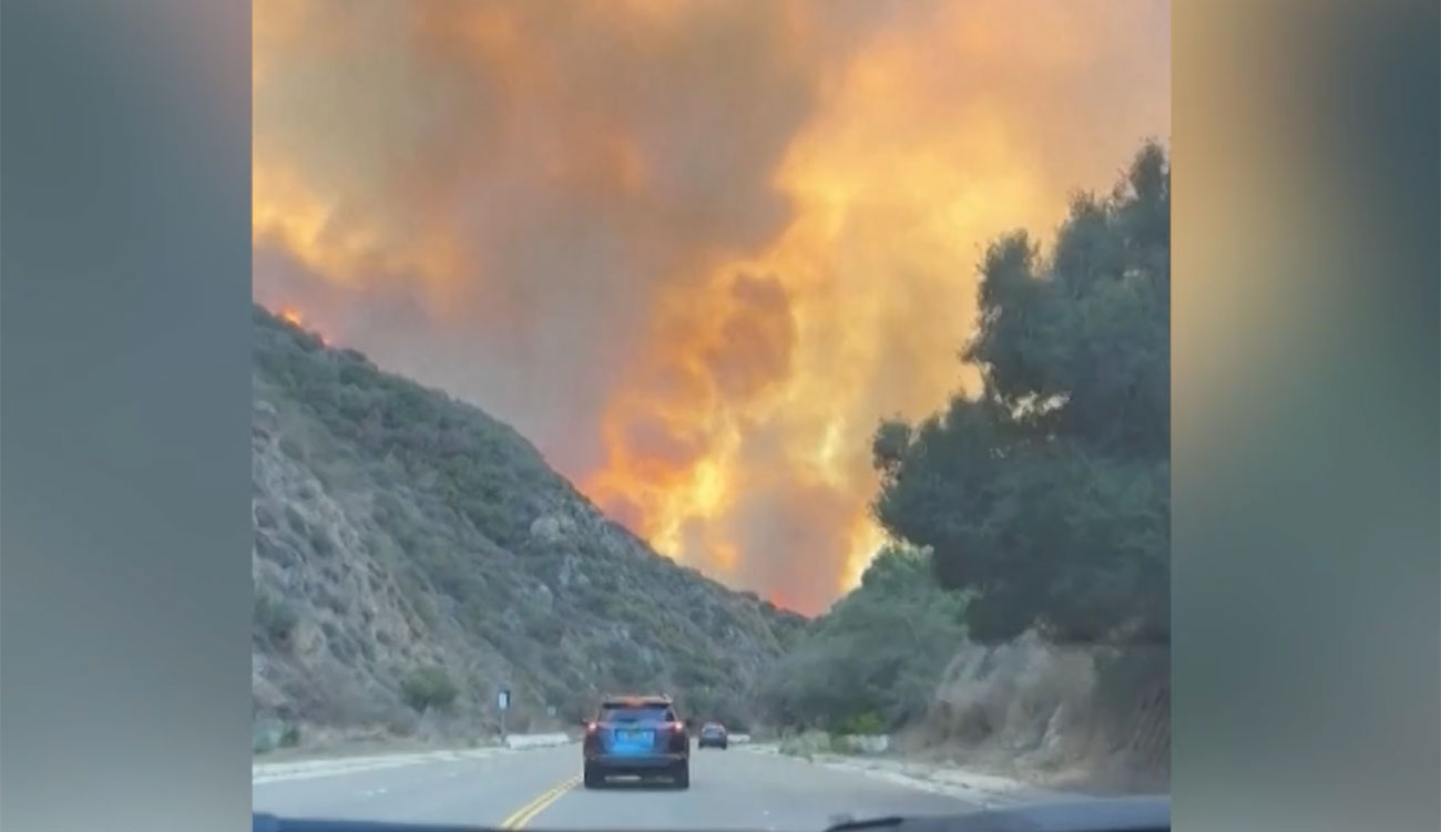 Etats-Unis: la ville de Los Angeles ravagé par de graves incendies de forêt