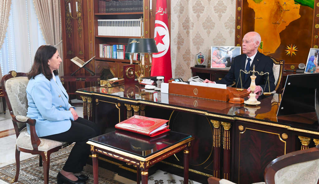 Kaïs Saïed reçoit la cheffe du gouvernement à Carthage : Priorité aux réformes sociales profondes