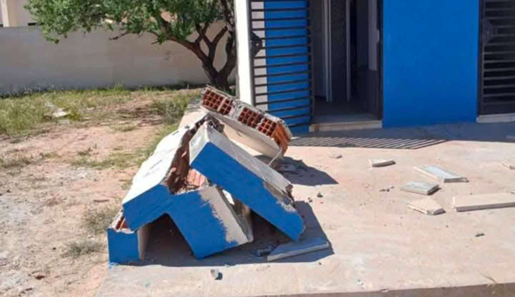 Sidi Bouzid : Deux élèves blessés dans l’effondrement d’un mur à l&rsquo;école Mssabhiya à Souk Jedid