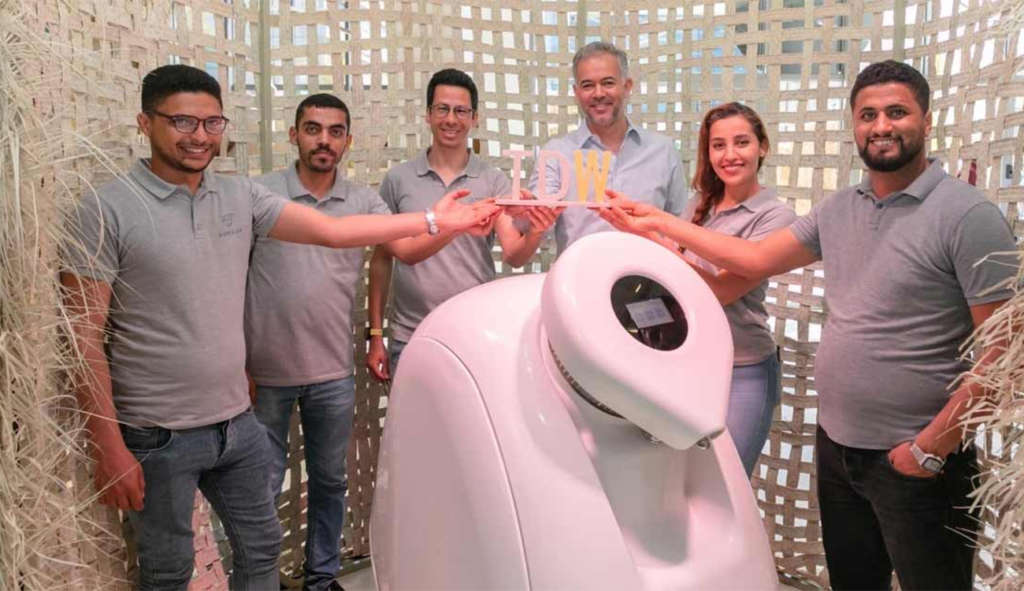 Une start-up tunisienne transforme l’air en eau potable pour les écoles isolées