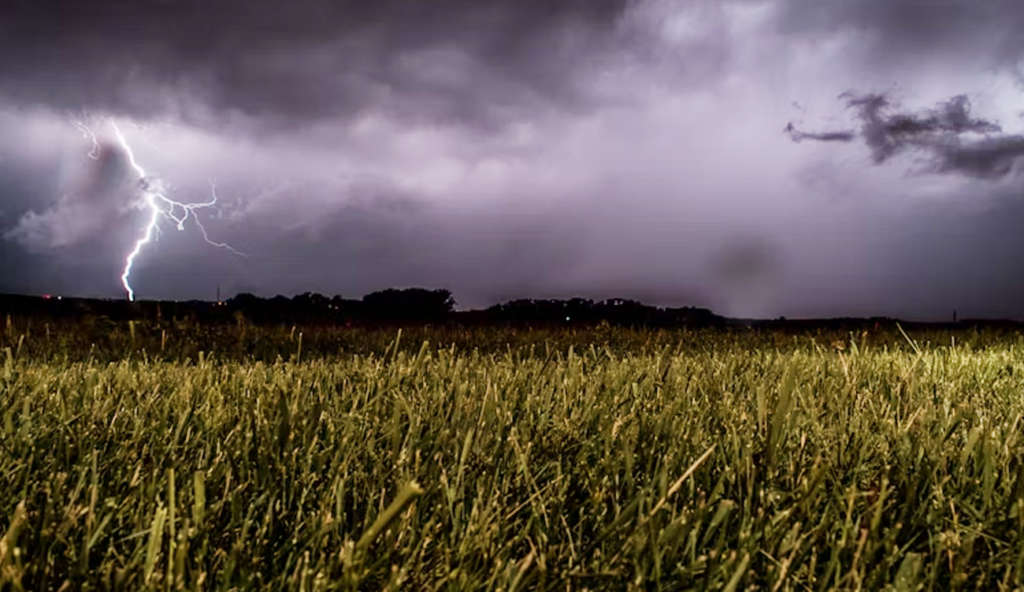 Météo : fortes pluies et conditions agitées prévues cette nuit