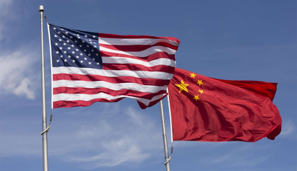 Trump entame une visite officielle en Chine et Pékin