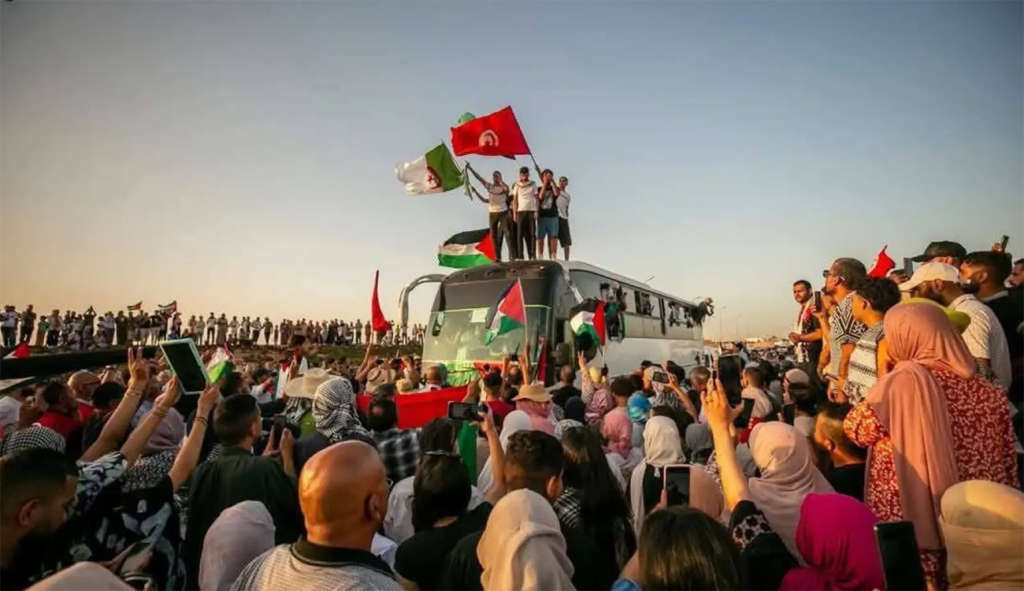 Caravane «Soumoud» bloquée aux abords de Syrte : Qui peut intervenir pour débloquer la situation ?