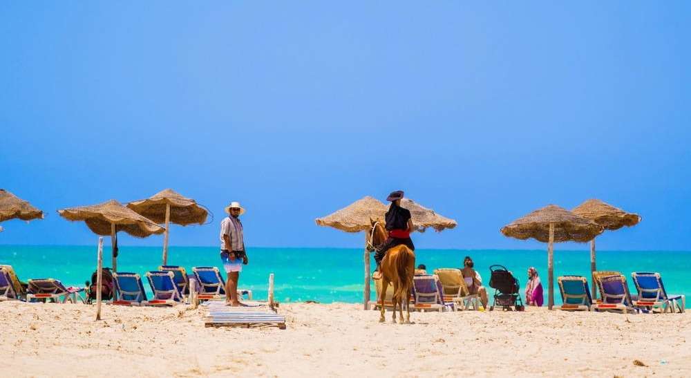 Quelles sont les destinations les plus recherchées en Tunisie pour l’été 2025 ?