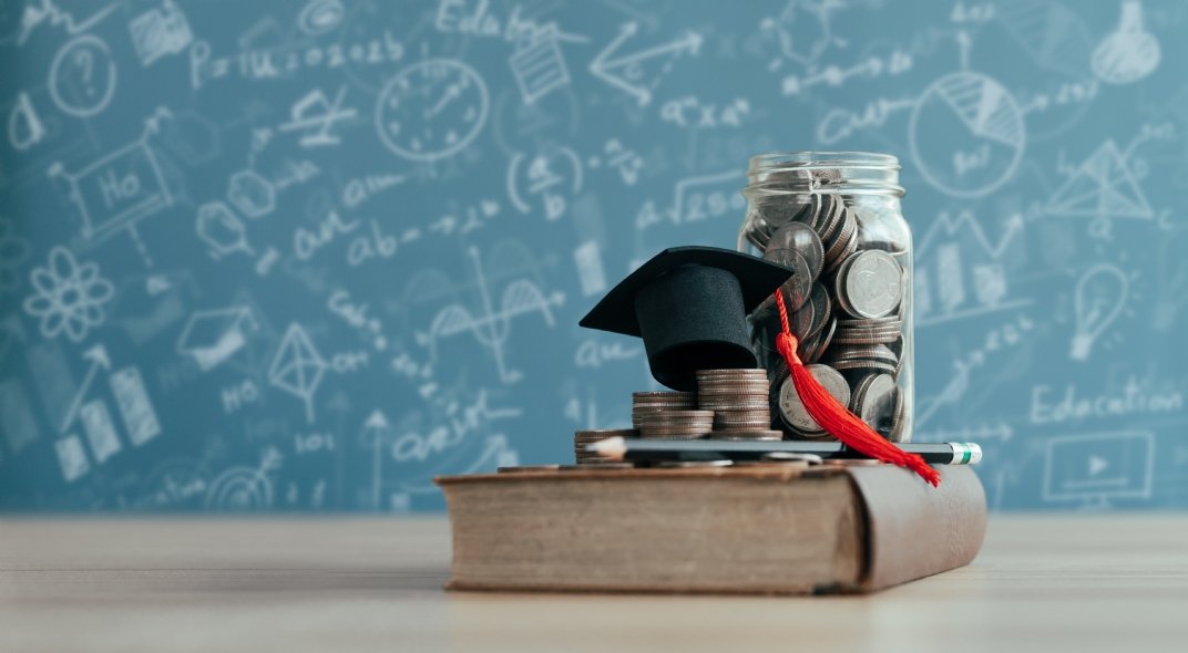 Bourses et prêts universitaires: le 2 septembre, coup d&rsquo;envoi des candidatures