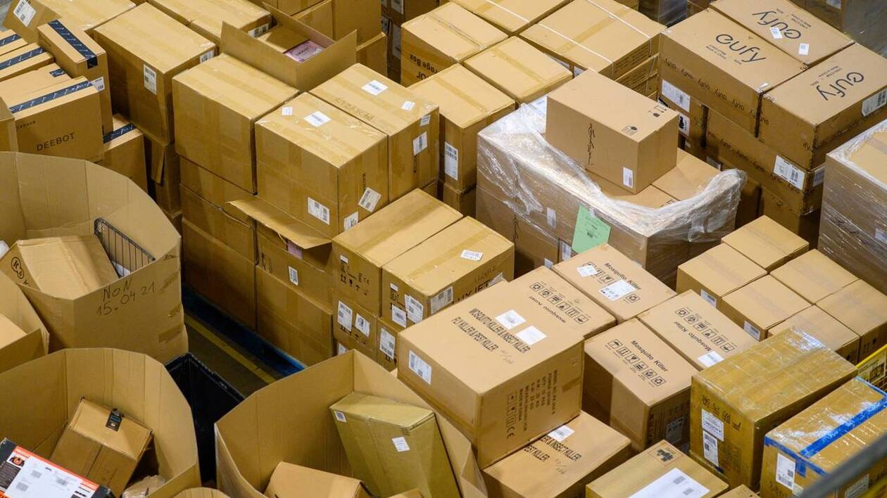 25 pays suspendent leurs envois postaux vers les États-Unis après une décision de Trump