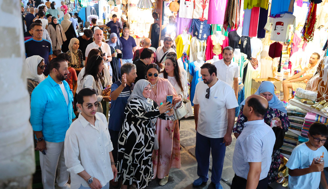 De la Médina à Sidi Bou Saïd : Ahlam séduit par la magie tunisienne