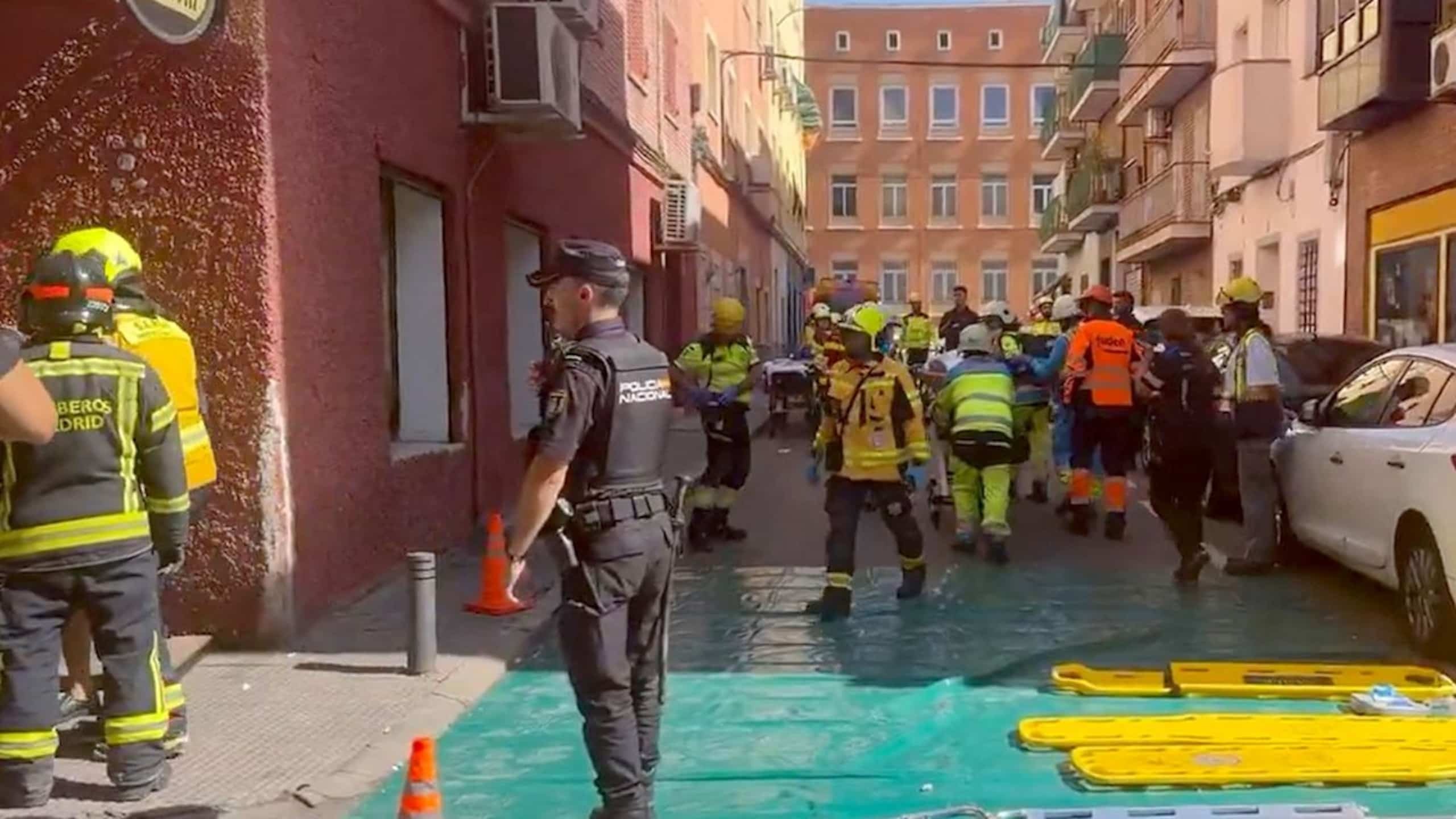 Espagne: un mort et 25 blessés après une explosion suspectée d’être causée par une fuite de gaz
