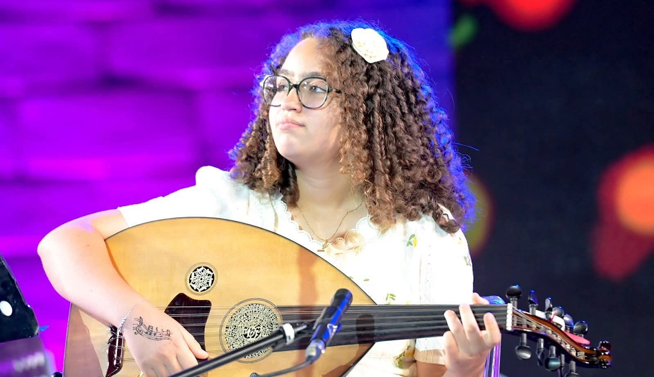 Portrait de Ghalia Ben Halima : Une luthiste d’exception en devenir