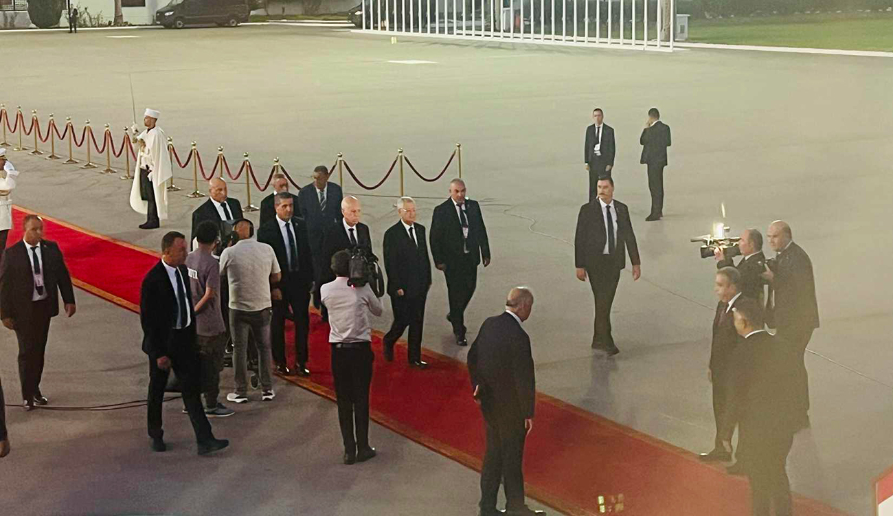 Kaïs Saïed de retour à Tunis après sa visite officielle à Alger