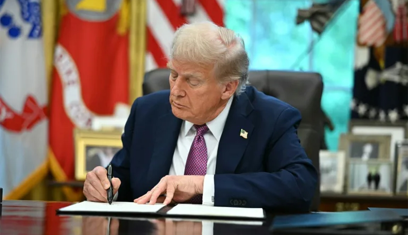 Trump promet 2 000 dollars par citoyen financés par les...