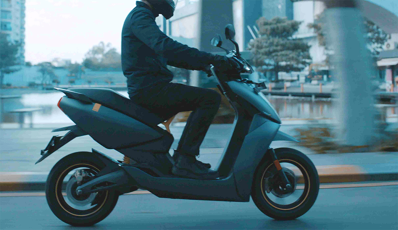 Clin d’œil : Le phénomène des deux-roues prospère et prolifère