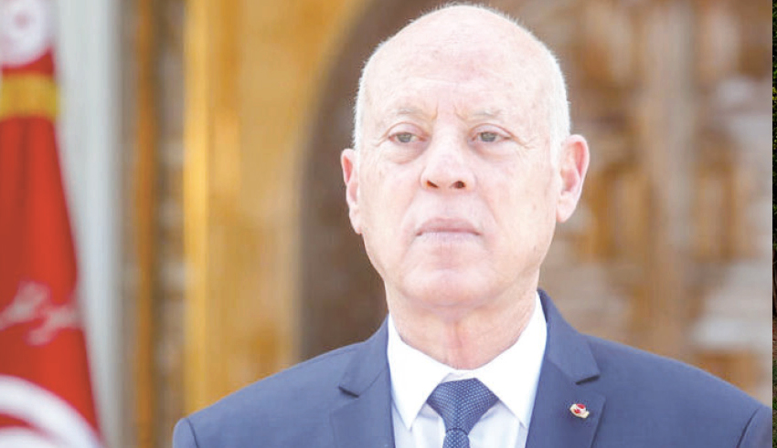 Kaïs Saïed constate les dégâts des inondations à Bhar Lazreg