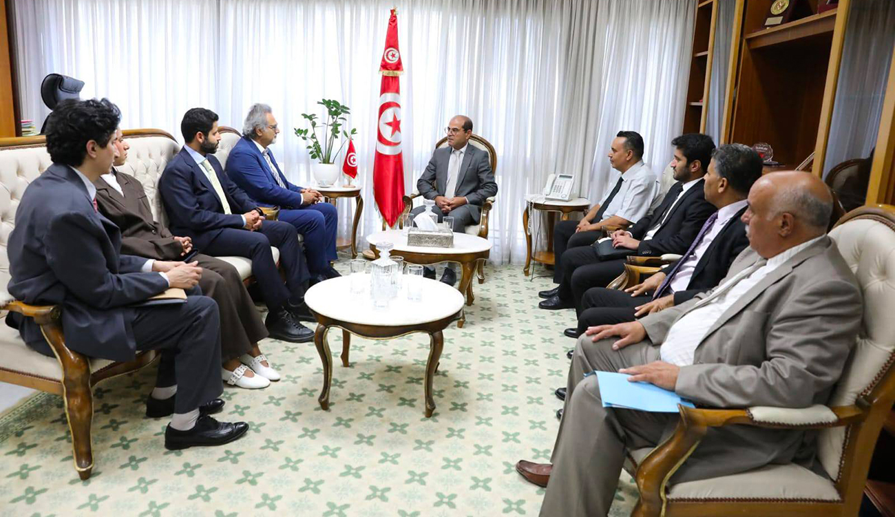 Le ministre de l’Équipement reçoit une délégation du Fonds koweïtien pour le développement