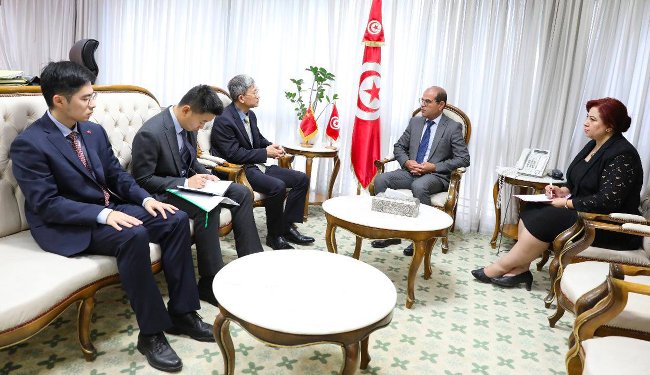 Ministère de l’Équipement : rencontre avec l’ambassade de Chine pour traiter les émissions du Groupe chimique de Gabès