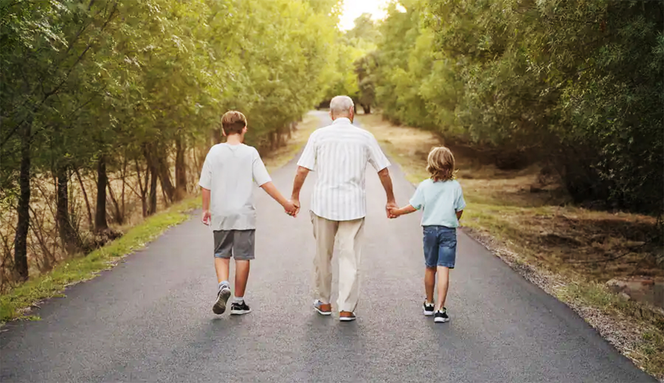 Petits-enfants et grands-parents : un duo qui booste le bien-être...