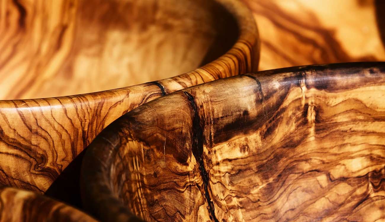 Sidi Bouzid : le bois d’olivier, un trésor artisanal à...