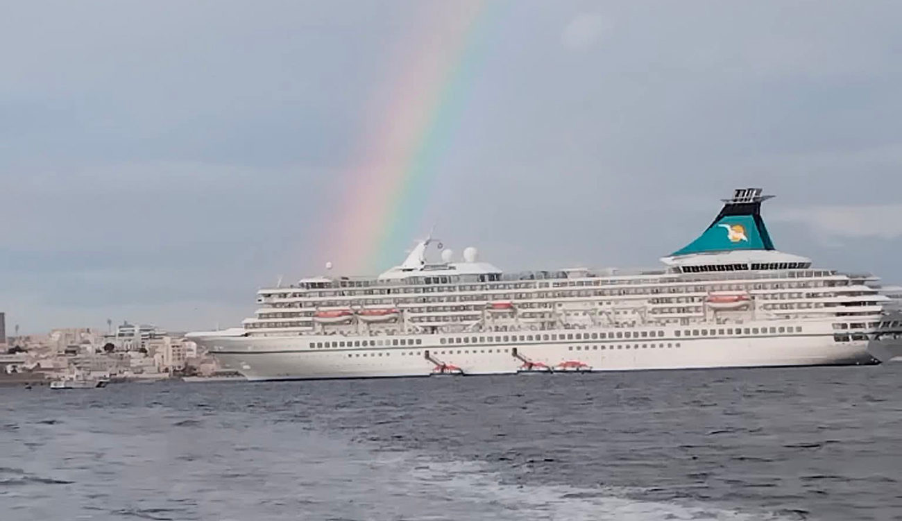 Le bateau de croisière “Artania” accoste à Sousse avec 1...