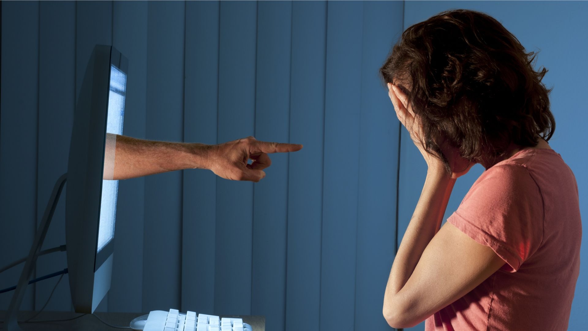 60 % des femmes ont été victimes de violence numérique...