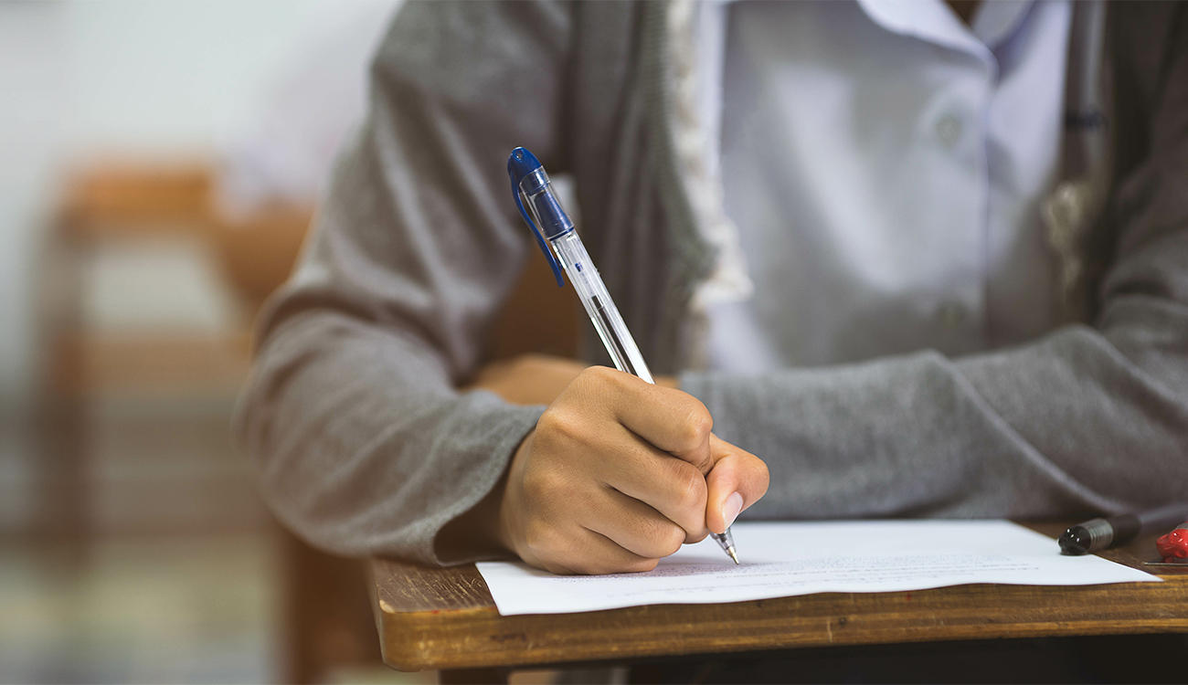 Chaque jour, 300 élèves quittent les bancs de l’école