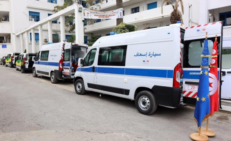 Essaha Aziza : l’UE remet 47 ambulances entièrement équipées à la Tunisie
