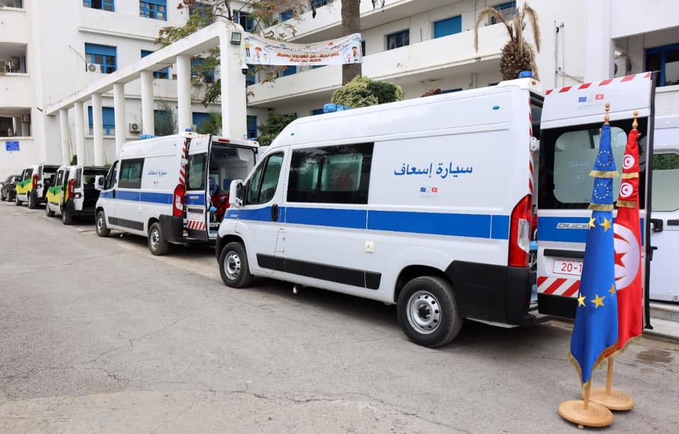 Essaha Aziza : l’UE remet 47 ambulances entièrement équipées à...