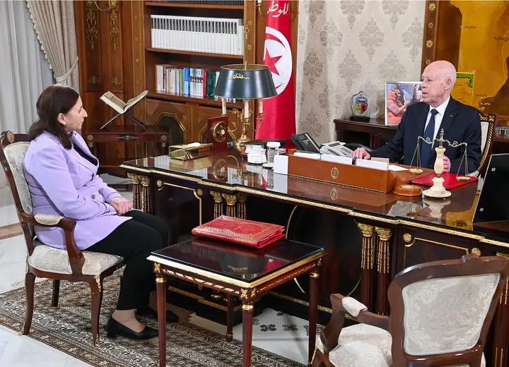 Kaïs Saïed : “Les excuses administratives doivent cesser”