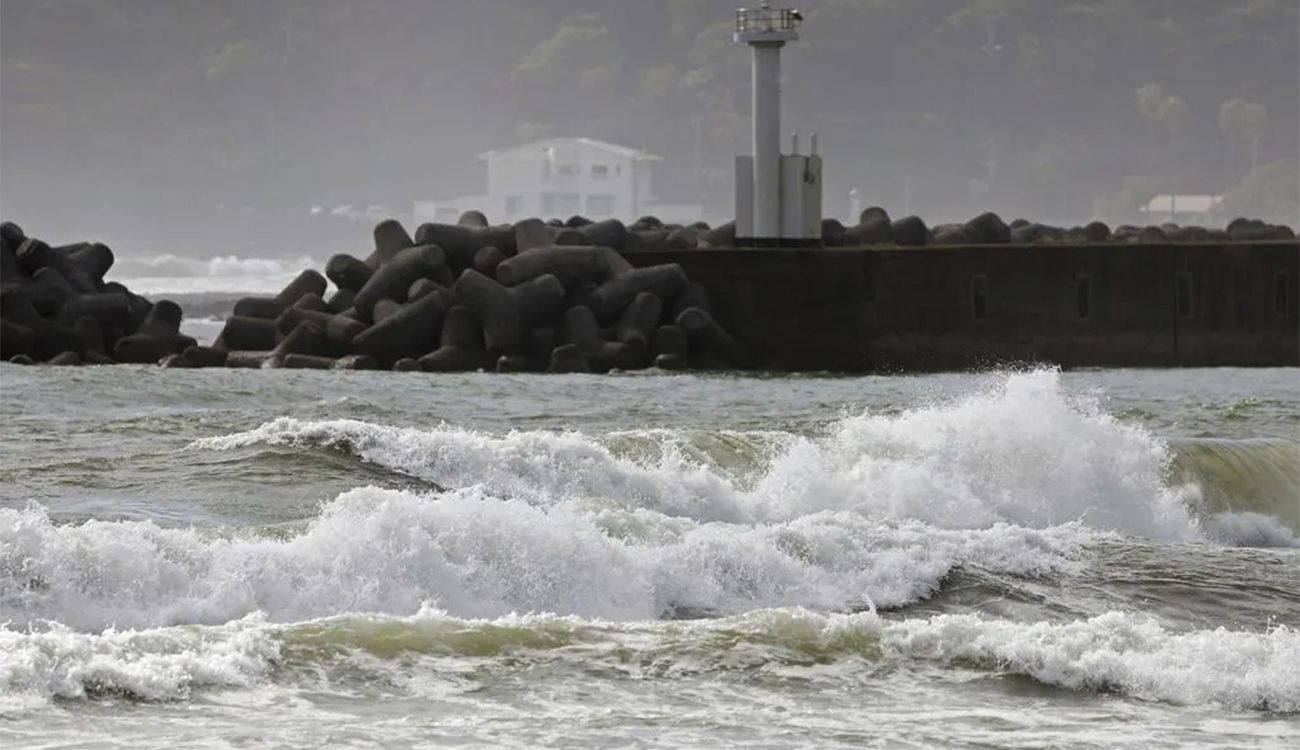 Japon : alerte au tsunami après un séisme de magnitude...