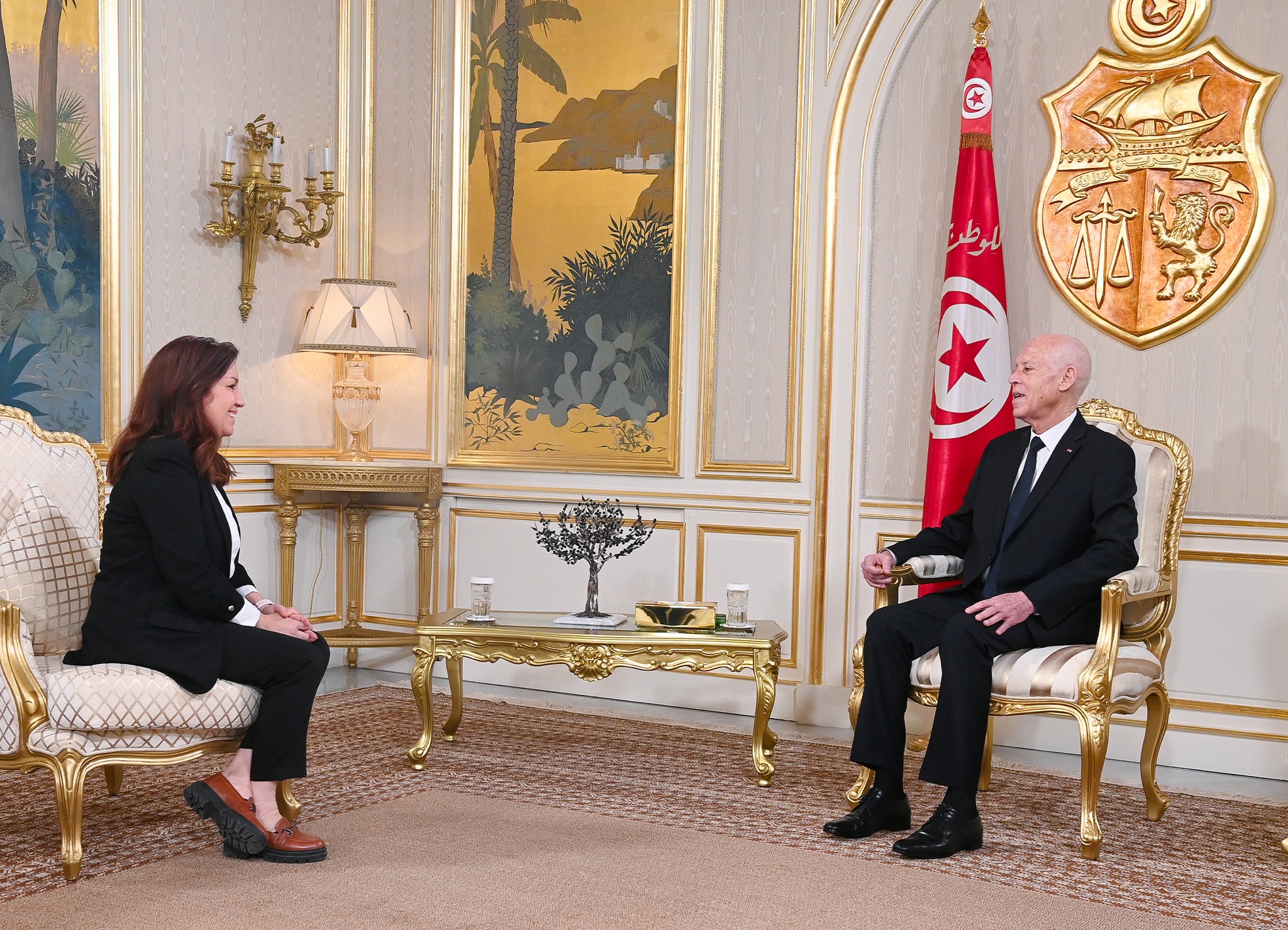 Le président Saied reçoit l’ambassadrice de Cuba à l’occasion de...