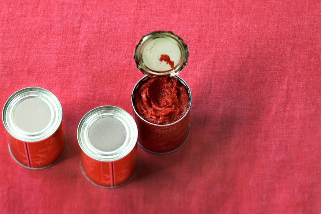 5 tonnes de concentré de tomate détruites et un restaurant...