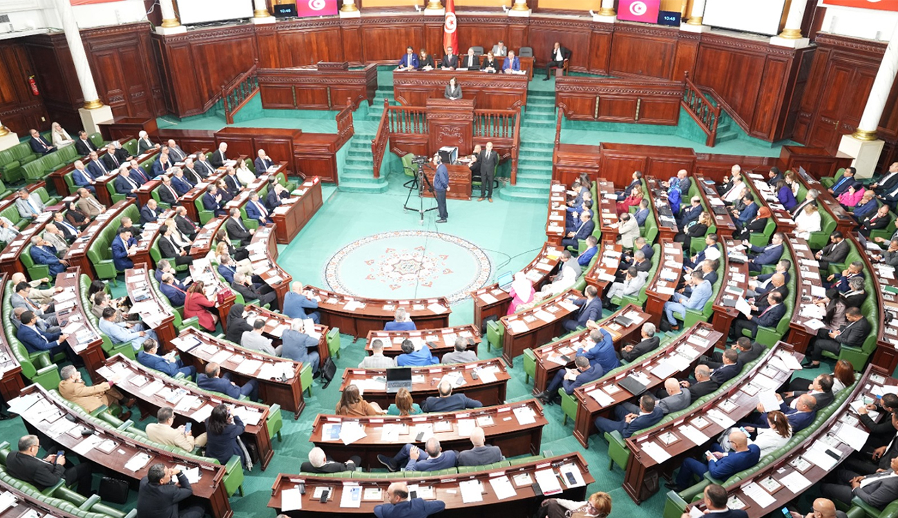 La Tunisie s’oriente vers une diminution du nombre d’établissements publics…