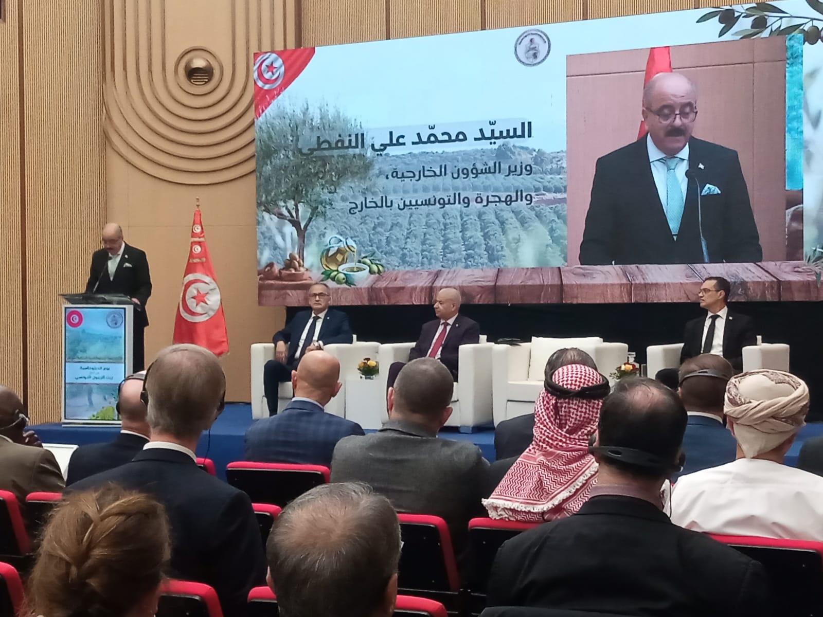 Mohamed Ali Nafti, ministre des AE : « L’huile d’olive est...