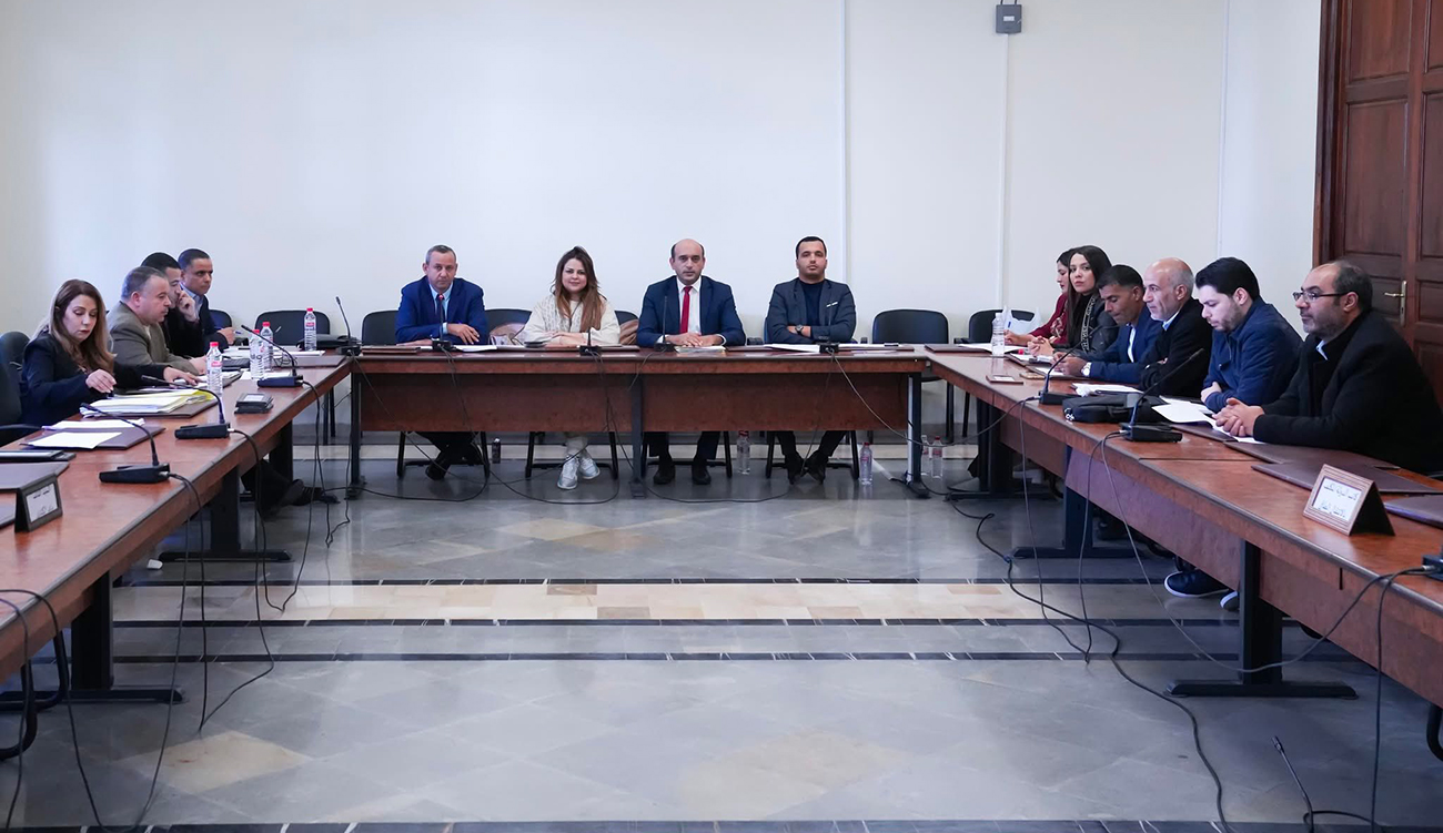 Articles controversés du PLF 2026: la commission paritaire met fin...