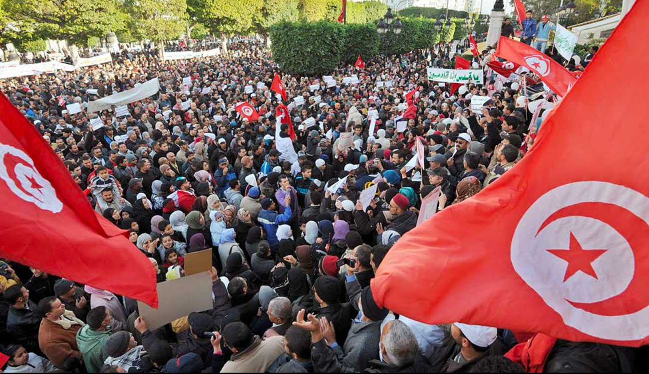 15e anniversaire de la Révolution : Les Tunisiens aux côtés...
