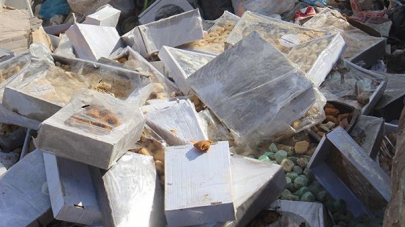 Saisie de 956 pièces de pâtisserie et près de 11...