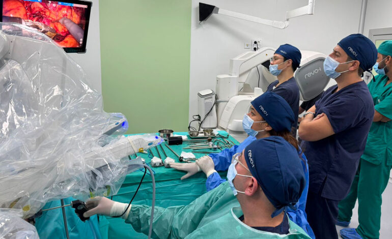 Hôpital Charle Nicolles: nouvelles prouesses médicales réalisées grâce à la chirurgie robotique