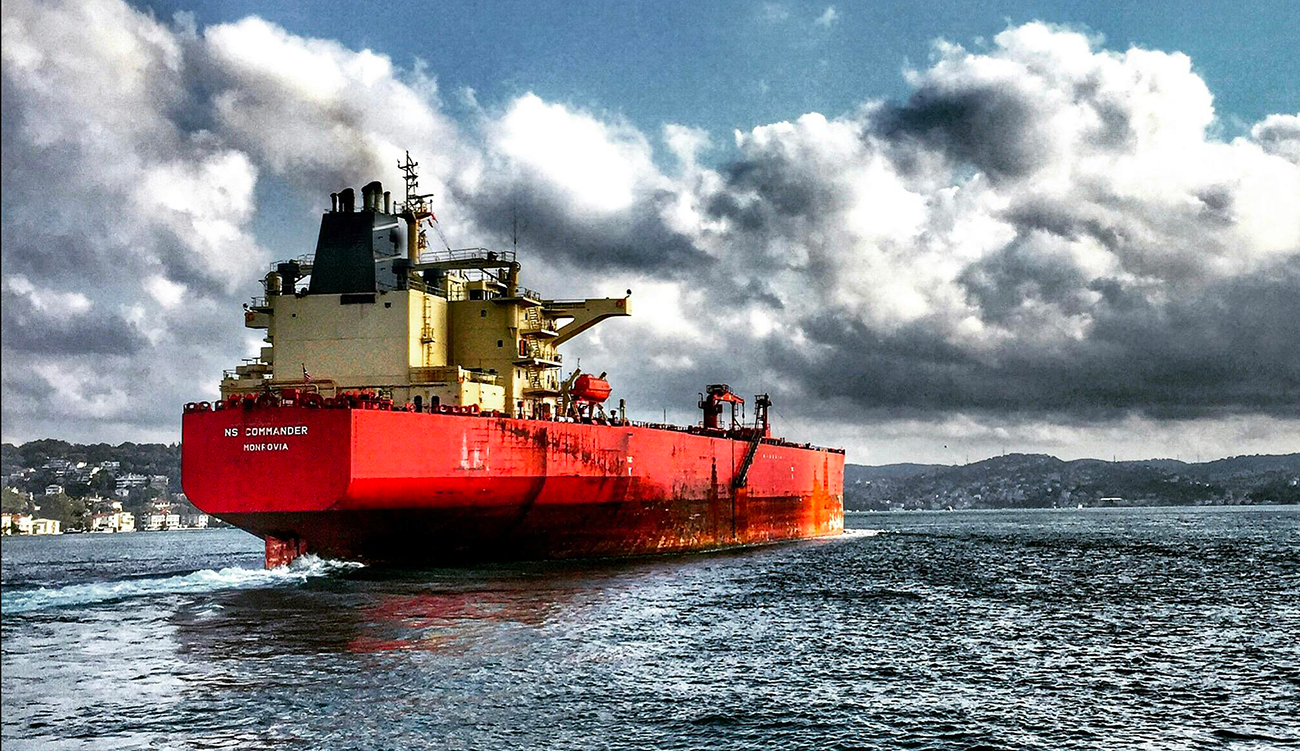 Deux pétroliers iraniens traversent les eaux internationales et le détroit...