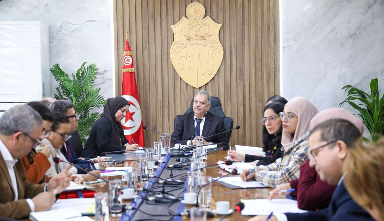 Tunisie-Chine : réunion stratégique sur l’avancement du Stade Olympique d’El...