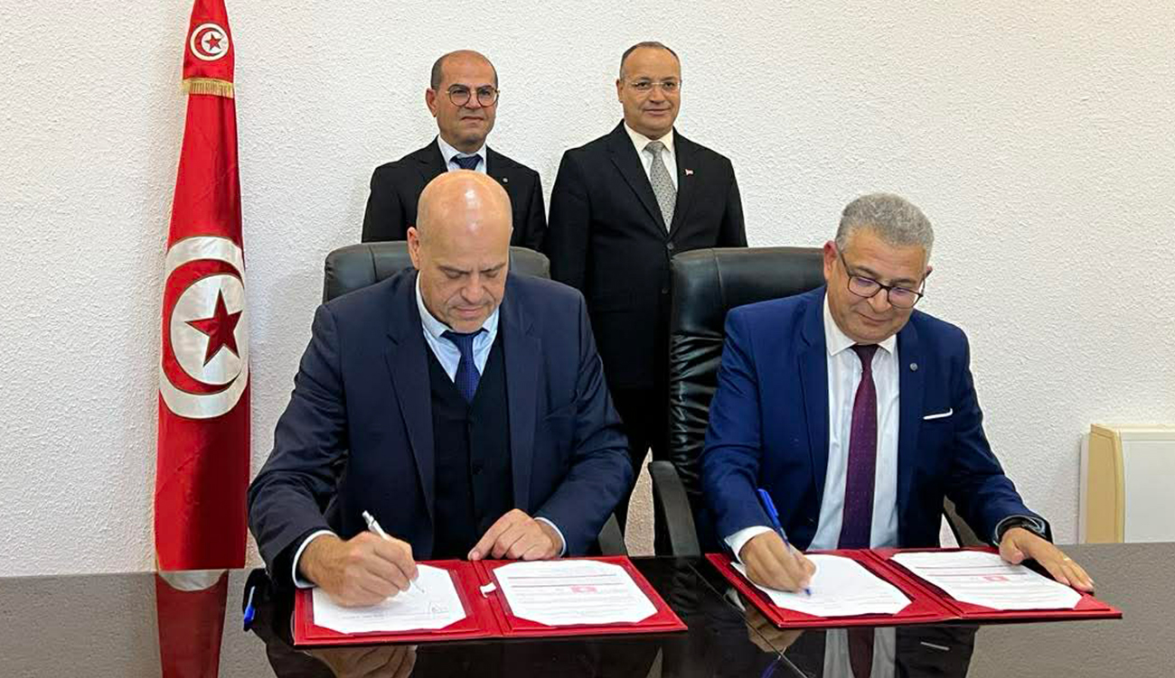 Signature officielle du contrat pour le choix d’un partenaire stratégique...