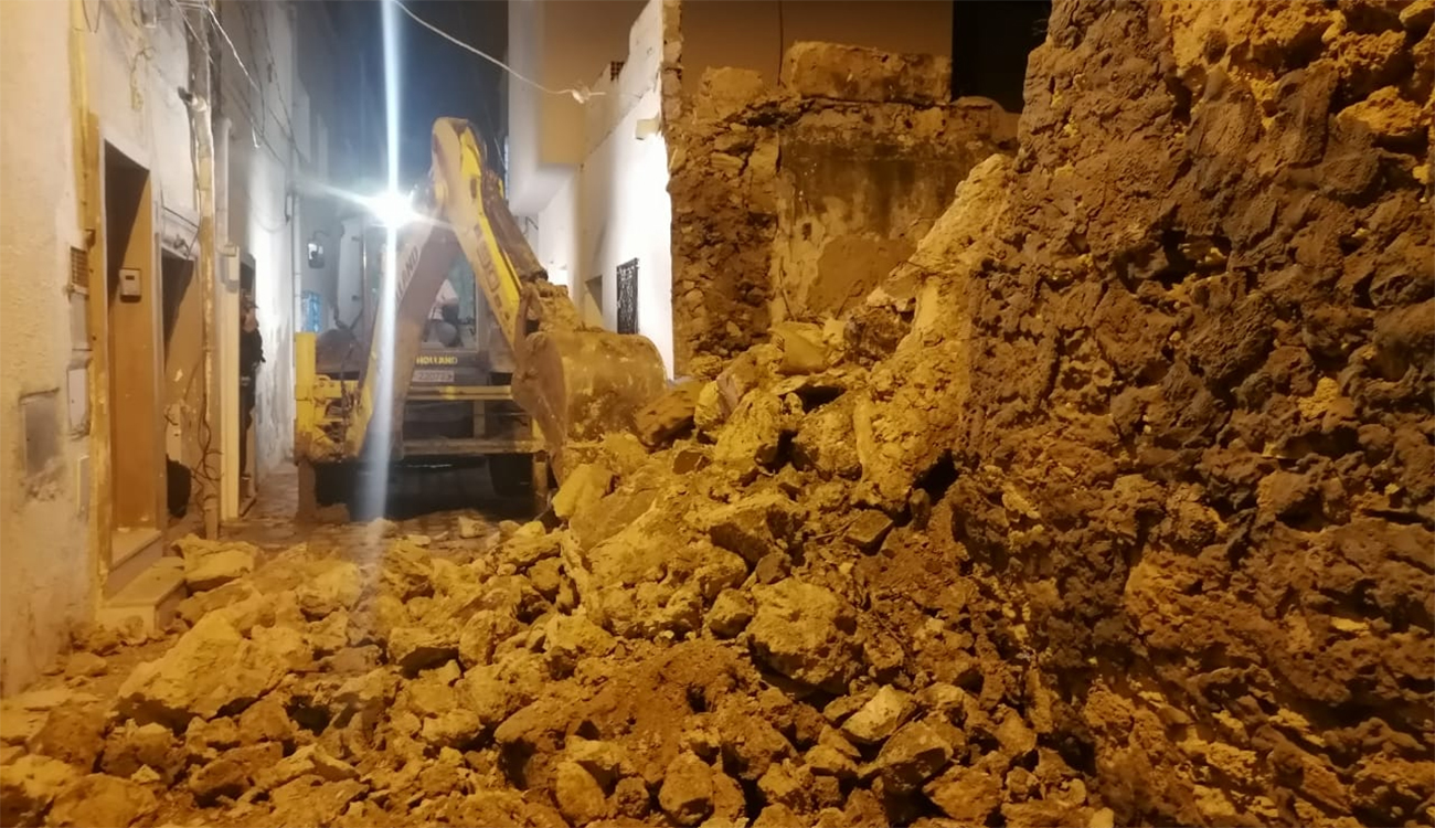 Monastir : deux bâtiments menaçant ruine démolis après les fortes...